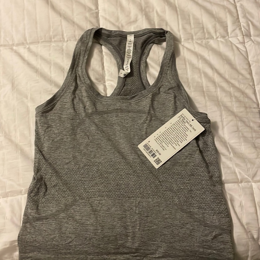 NWT lululemon Swiftly tech tank size 8